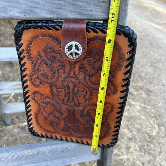 Handmade leather iPad case signed and stamped by Nevada artist - Picture 7 of 7